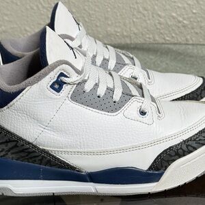 Jordan 3 Retro
Midnight Navy (PS)
DM0966-144 Size 2y